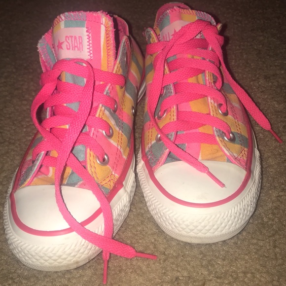 All star converse size 6 in women - Picture 2 of 3